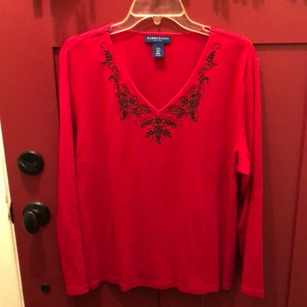 Red long sleeve sweater with black embroidered flowers size petite extra large